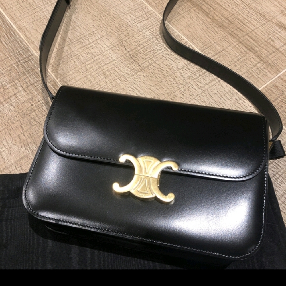 Handbag